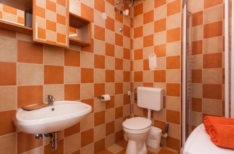 Classical Studio Apartment Budapest Bagian luar foto